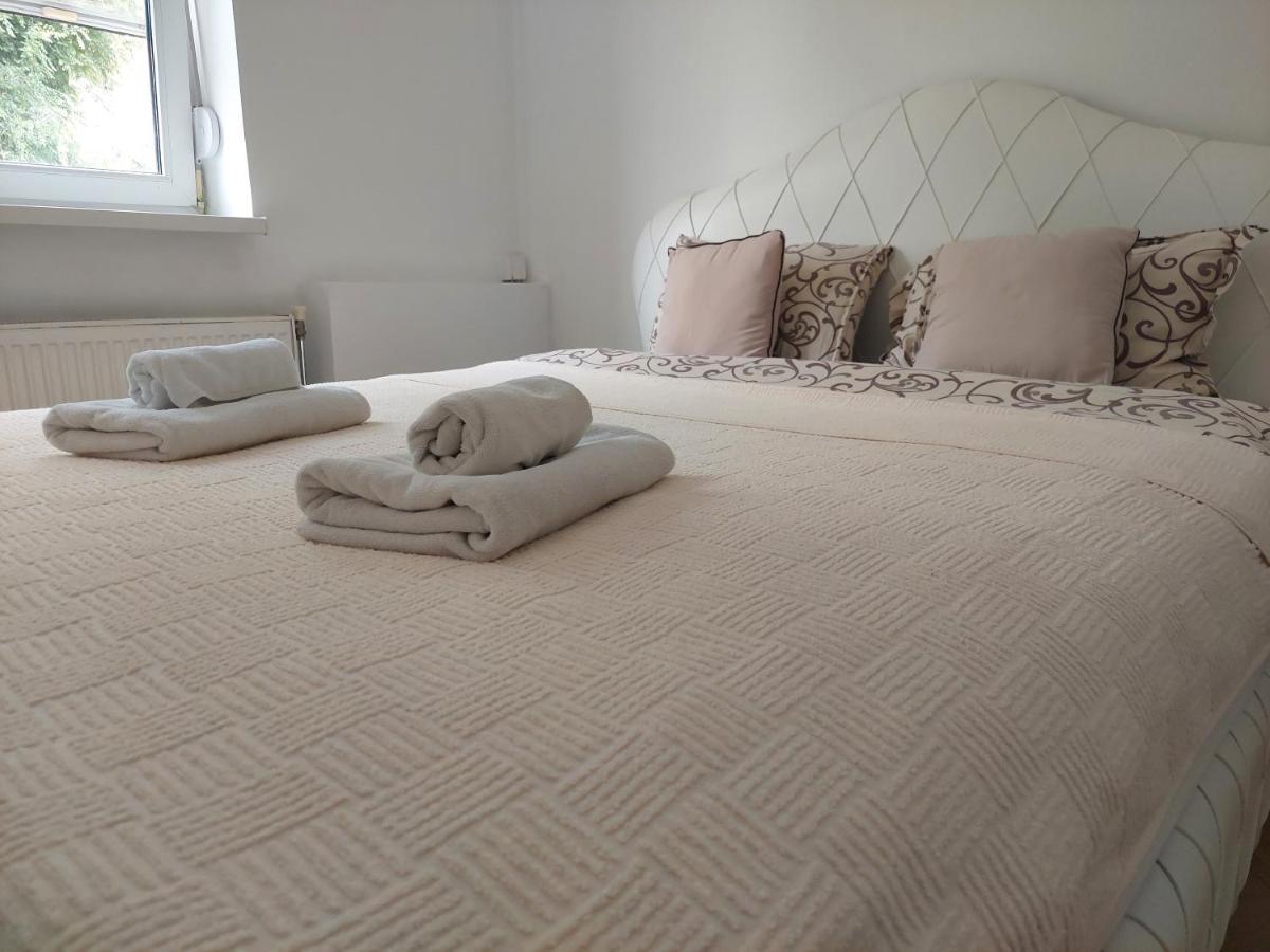 Apartmani Jasmin Новий Сад Екстер'єр фото