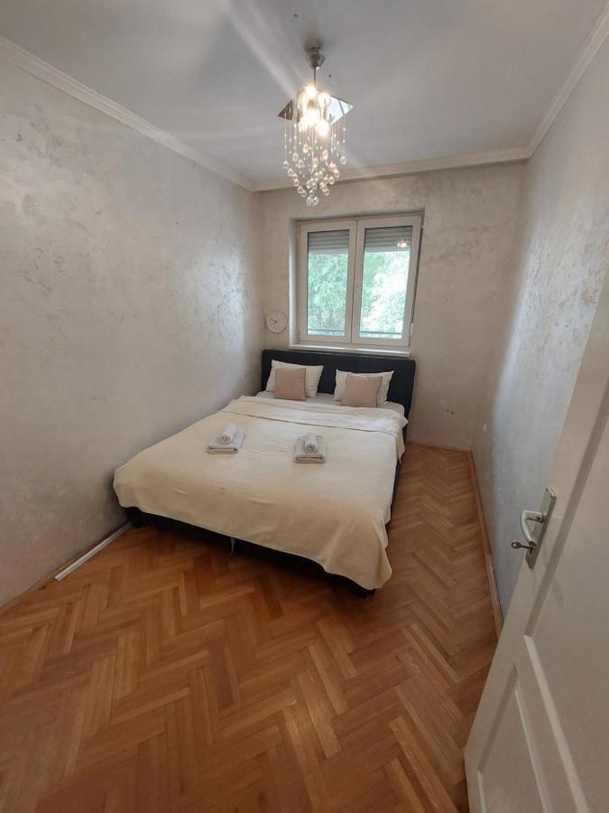 Apartmani Jasmin Новий Сад Екстер'єр фото