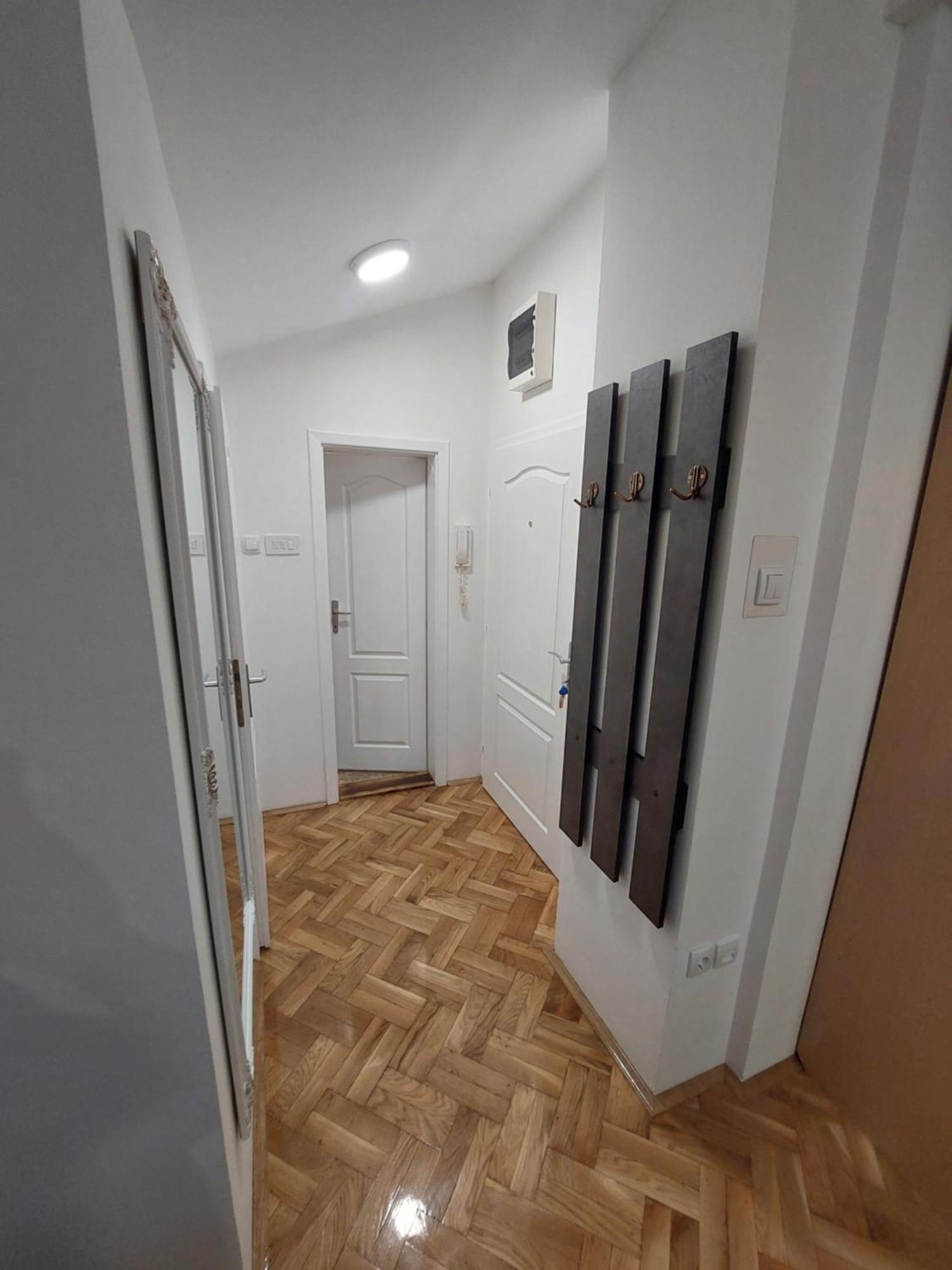 Apartmani Jasmin Новий Сад Екстер'єр фото
